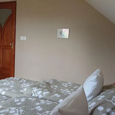 アパート Agnes Apartman