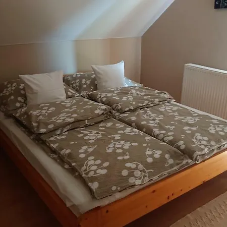 アパート Agnes Apartman Kaposvár